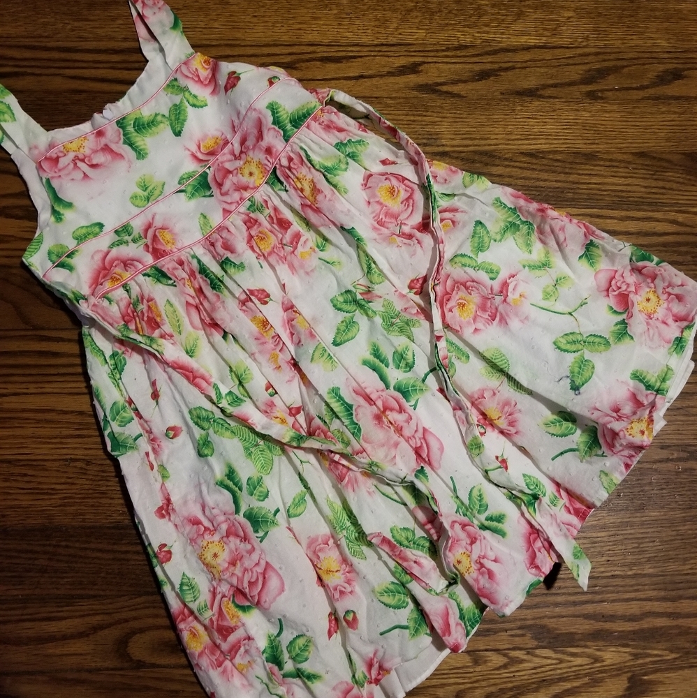 Girls dress